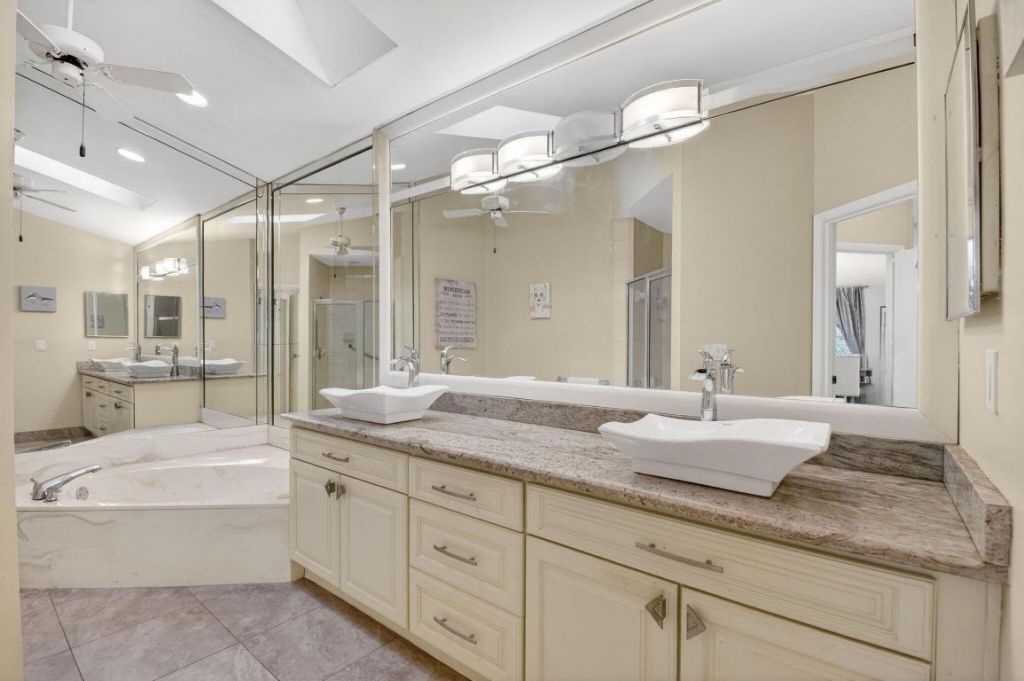 6165 Bay Isles Drive, Boynton Beach, FL 33437 Photo