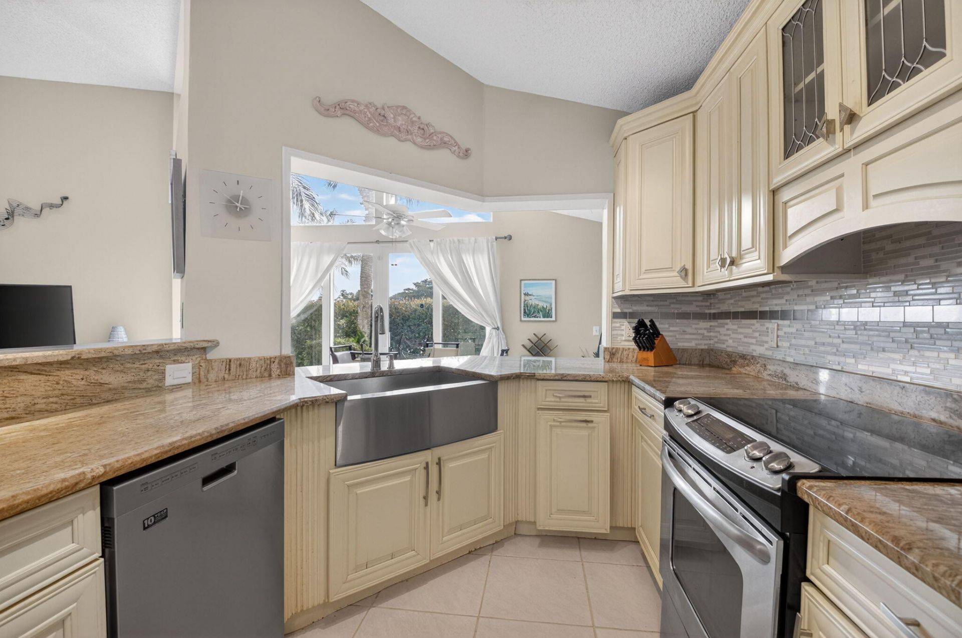 6165 Bay Isles Drive, Boynton Beach, FL 33437 Photo