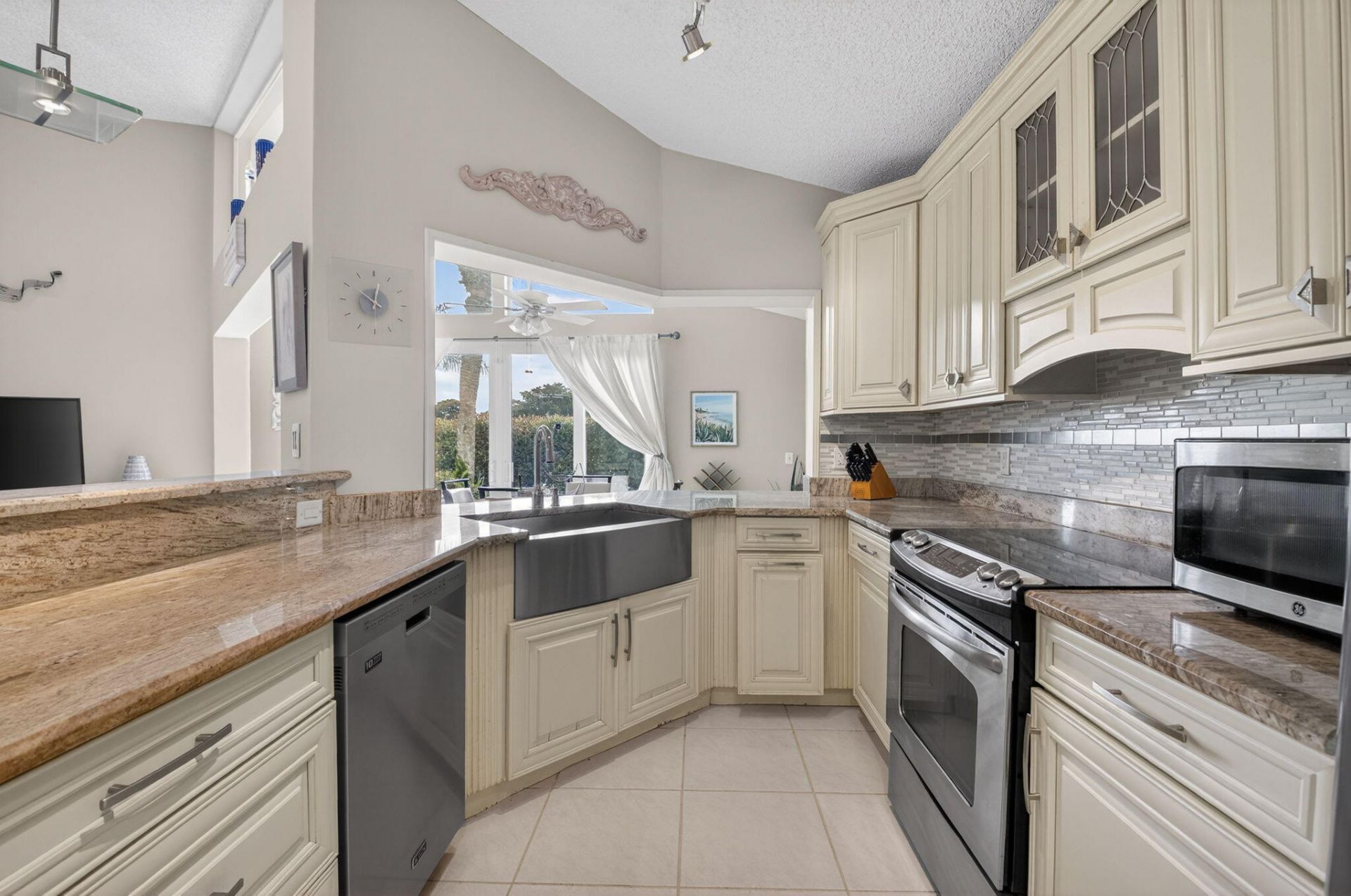 6165 Bay Isles Drive, Boynton Beach, FL 33437 Photo