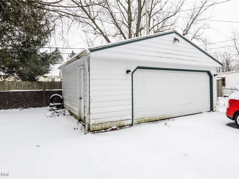 20604 Kings Highway, Shaker Heights, OH 44122 Photo 4