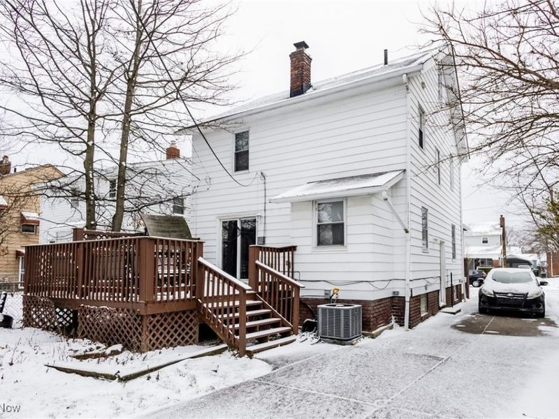 26831 Shoreview Avenue, Euclid, OH 44132 Photo 3