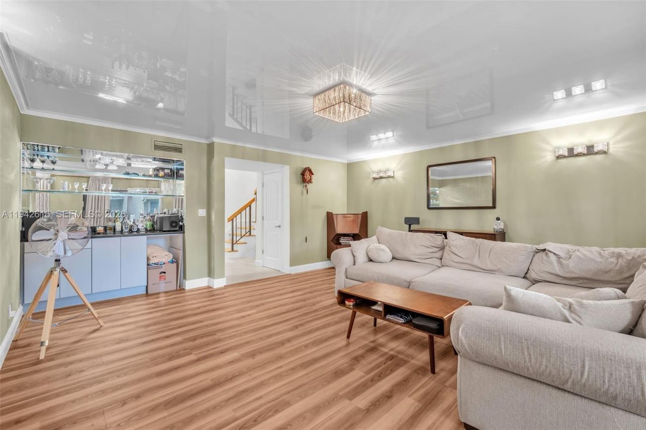 107 Heatherbrook Way, Unit 145, Hollywood, FL 33021 Photo