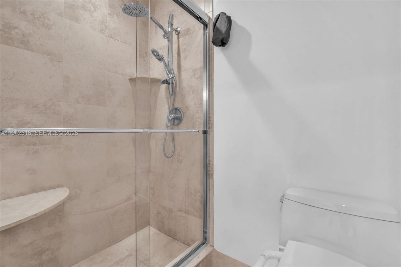 107 Heatherbrook Way, Unit 145, Hollywood, FL 33021 Photo