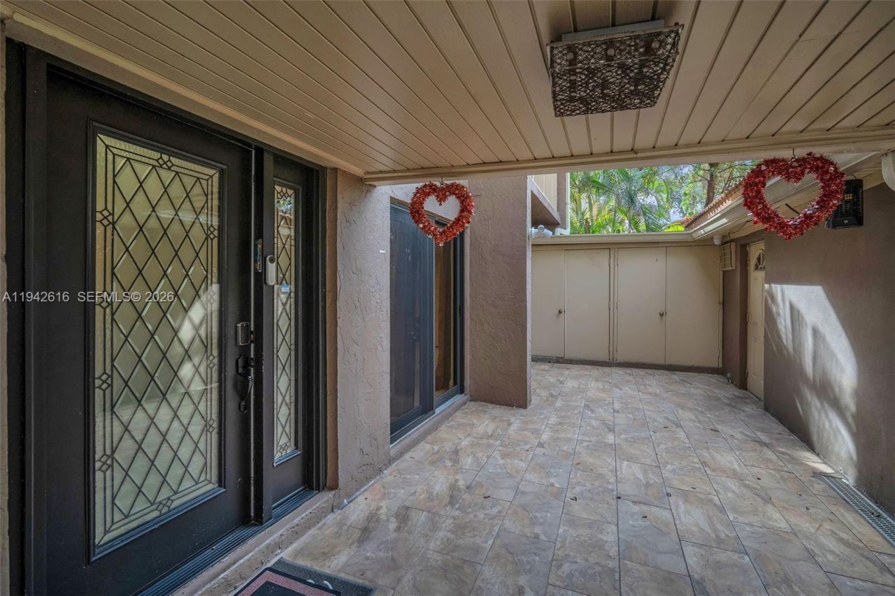 107 Heatherbrook Way, Unit 145, Hollywood, FL 33021 Photo