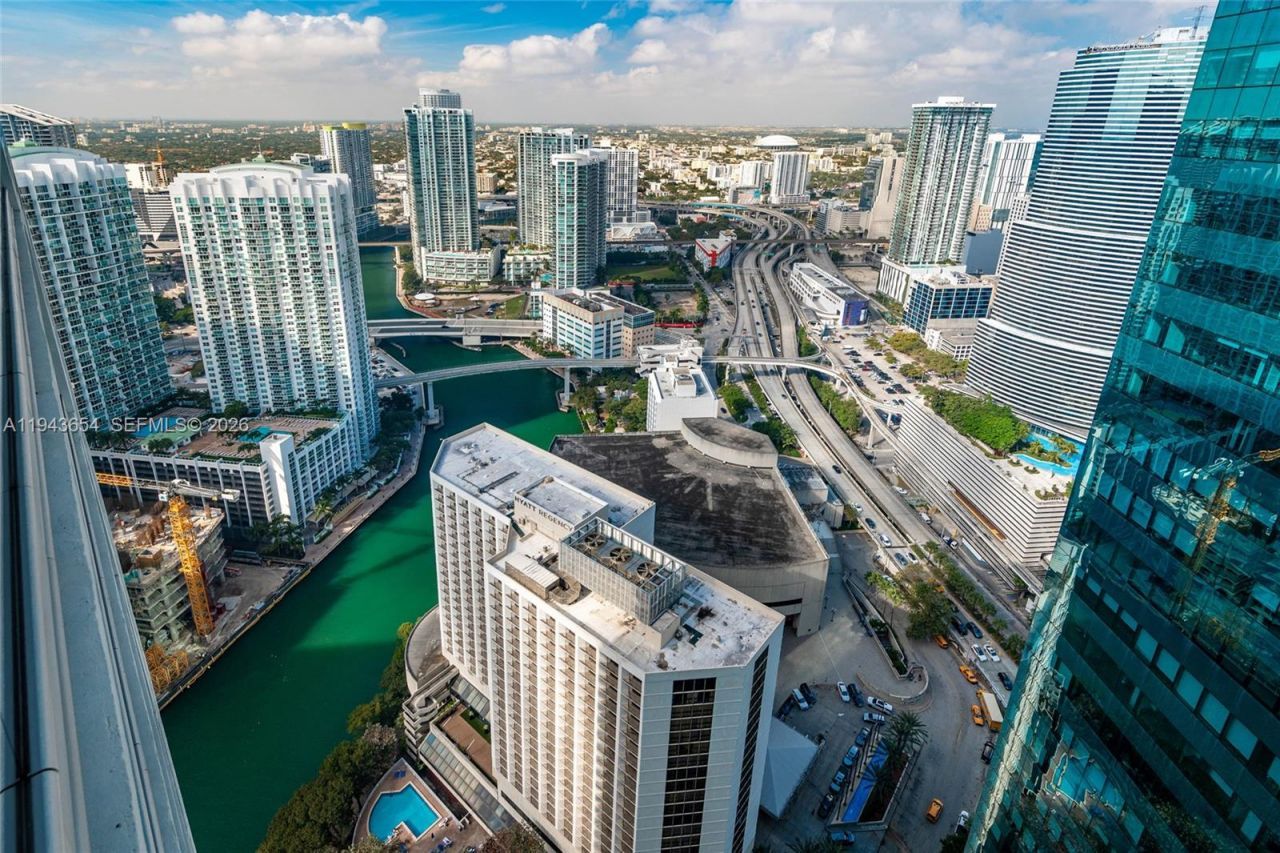 200 Biscayne Boulevard Way, Unit 5109, Miami, FL 33131 Photo