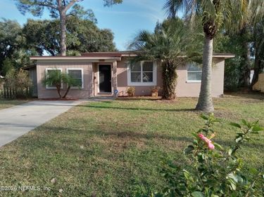 5527 GRAYWOOD Road, Jacksonville, FL 32207