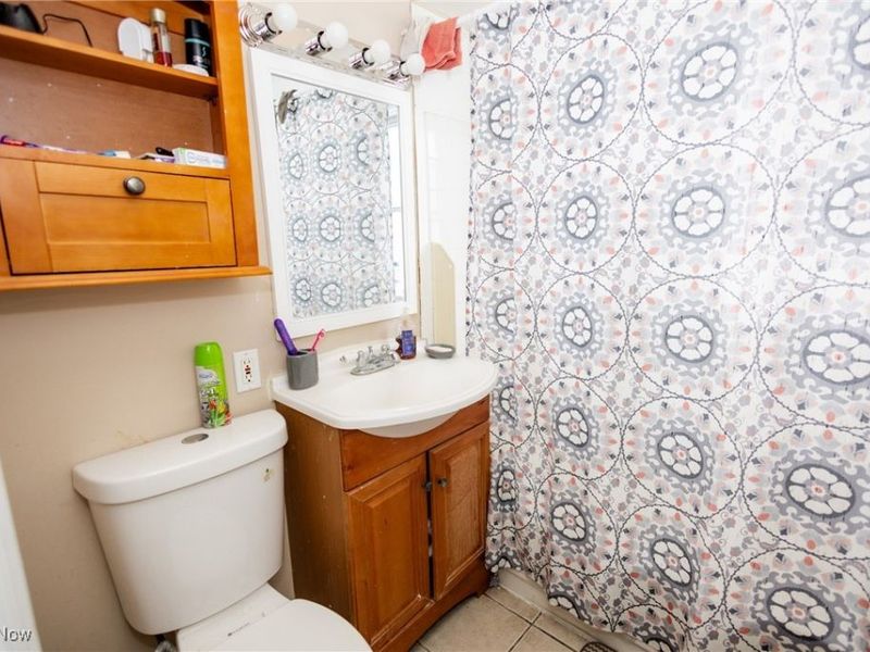 355 E 257th Street, Euclid, OH 44132 Photo 14