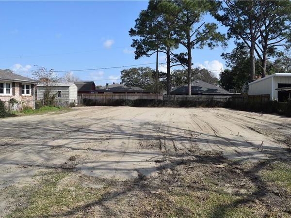 65 OK Avenue, Harahan, LA 70123