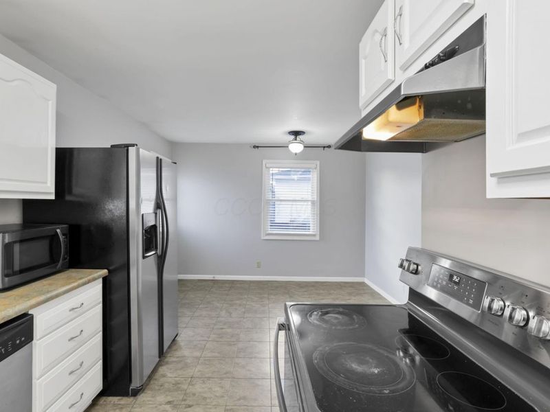 101 Fieldpoint Road, Heath, OH 43056 Photo 13