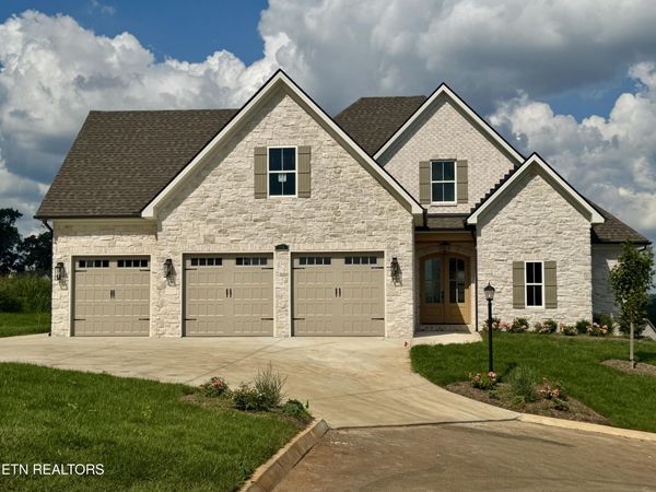 306 French Vineyard Lane, Knoxville, TN 37923