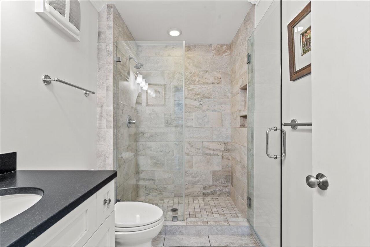 9000 Palmetto Drive Photo 22