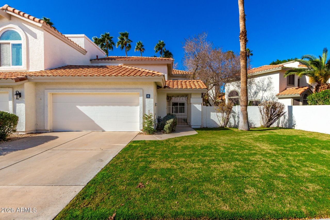 522 S Marina Drive, Gilbert, AZ 85233 Main Photo