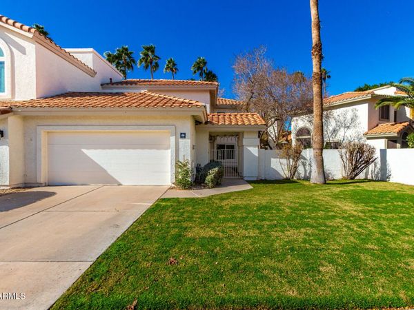 522 S MARINA Drive, Gilbert, AZ 85233
