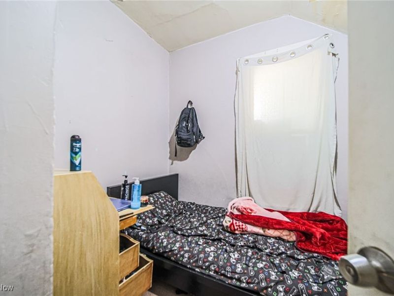 210 W 4th Street, Dover, OH 44622 Photo 14