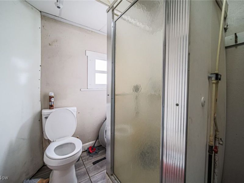 210 W 4th Street, Dover, OH 44622 Photo 15