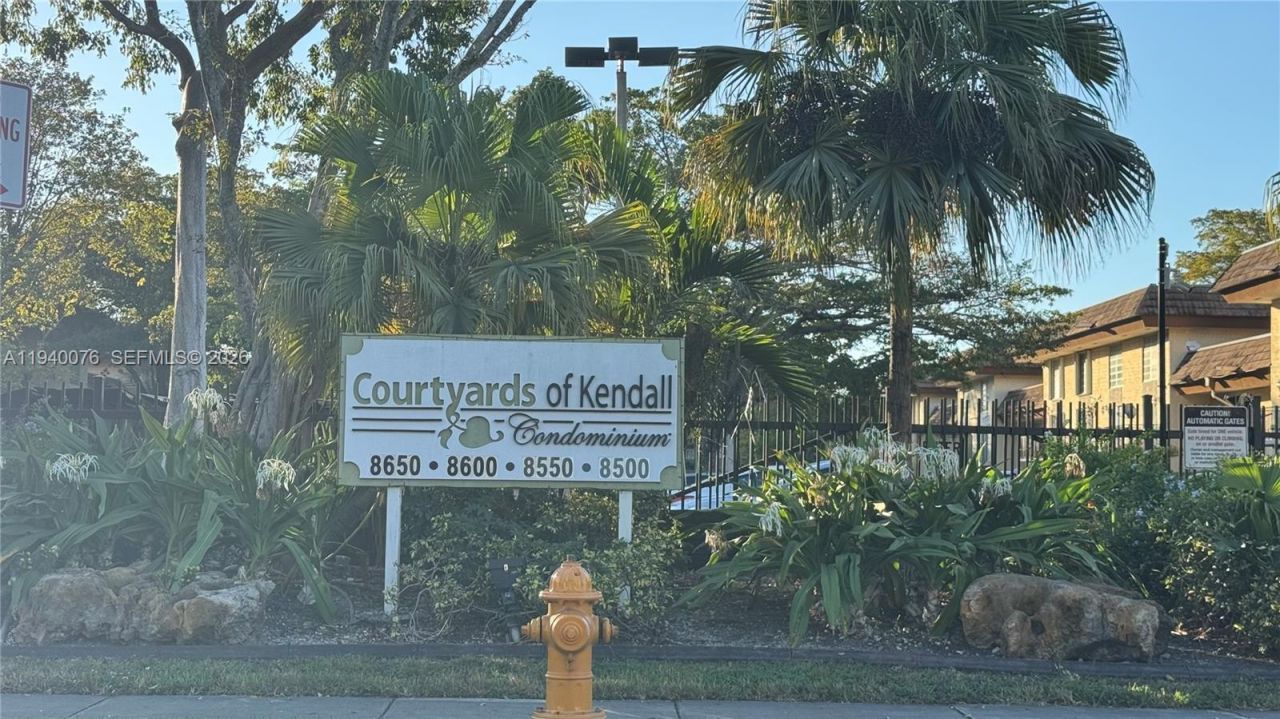 8650 SW 109th Ave, Unit 3-230, Miami, FL 33173 Photo