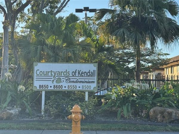 8650 SW 109th Ave, Unit 3-230, Miami, FL 33173