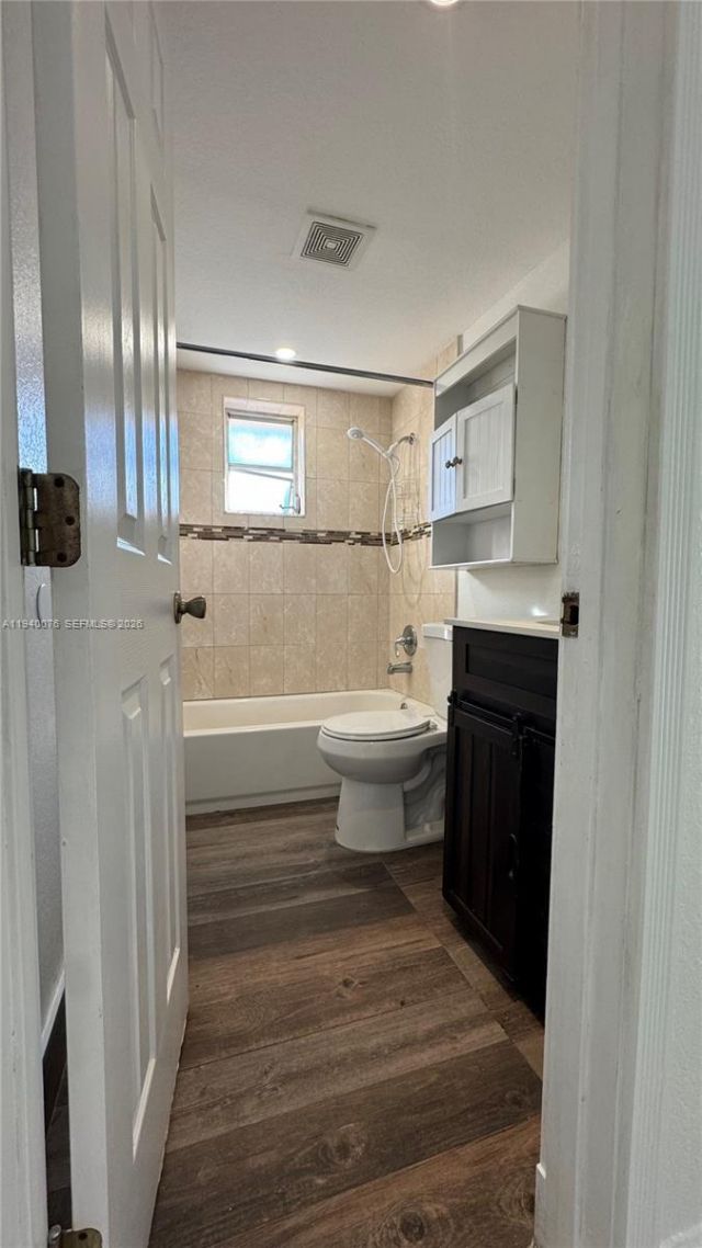 8650 SW 109th Ave, Unit 3-230, Miami, FL 33173 Photo