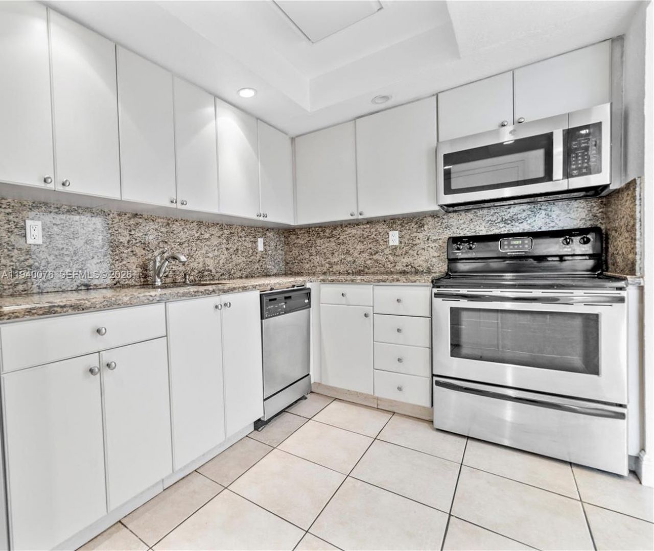 8650 SW 109th Ave, Unit 3-230, Miami, FL 33173 Photo