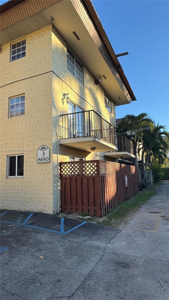8650 SW 109th Ave, Unit 3-230, Miami, FL 33173 Photo