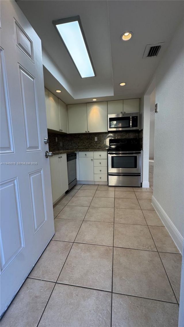 8650 SW 109th Ave, Unit 3-230, Miami, FL 33173 Photo