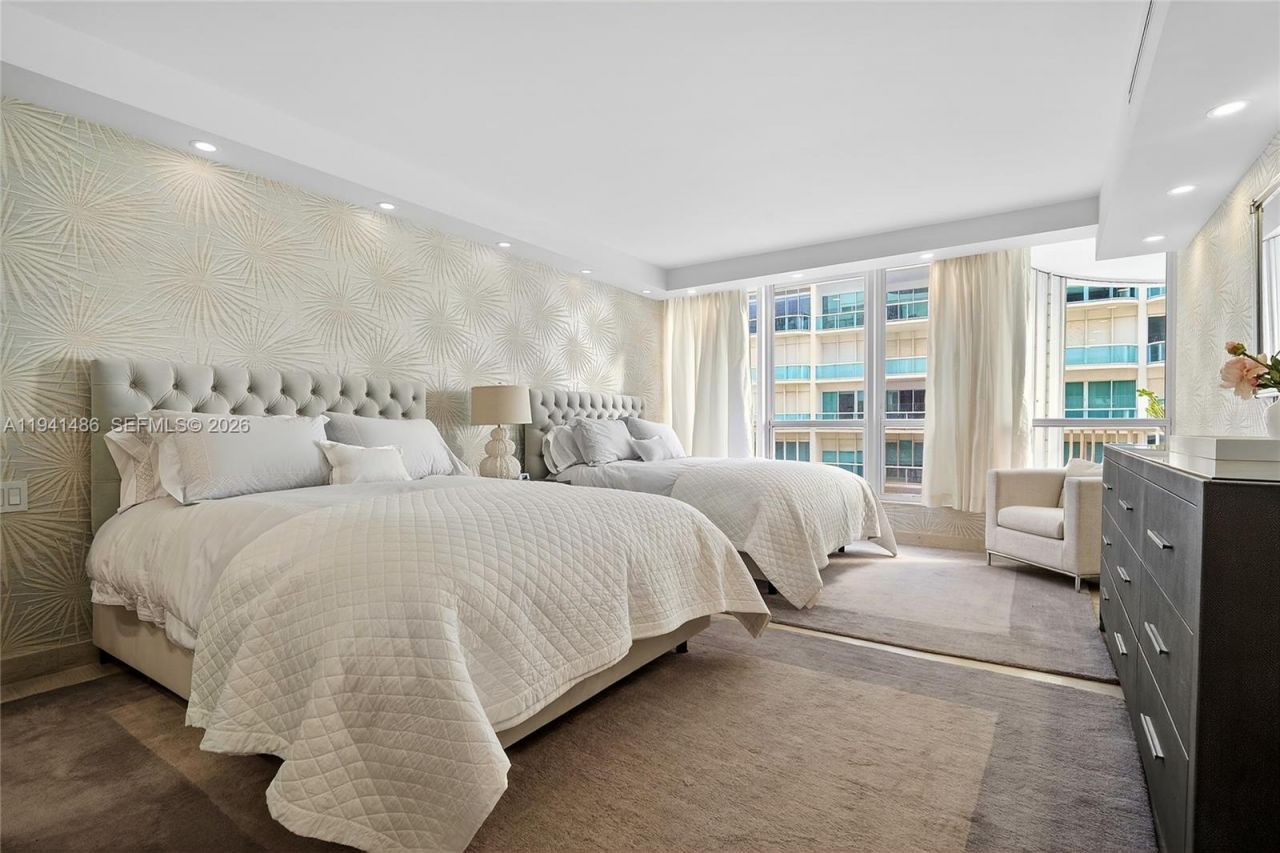 10155 Collins Ave, Unit 1505, Bal Harbour, FL 33154 Photo