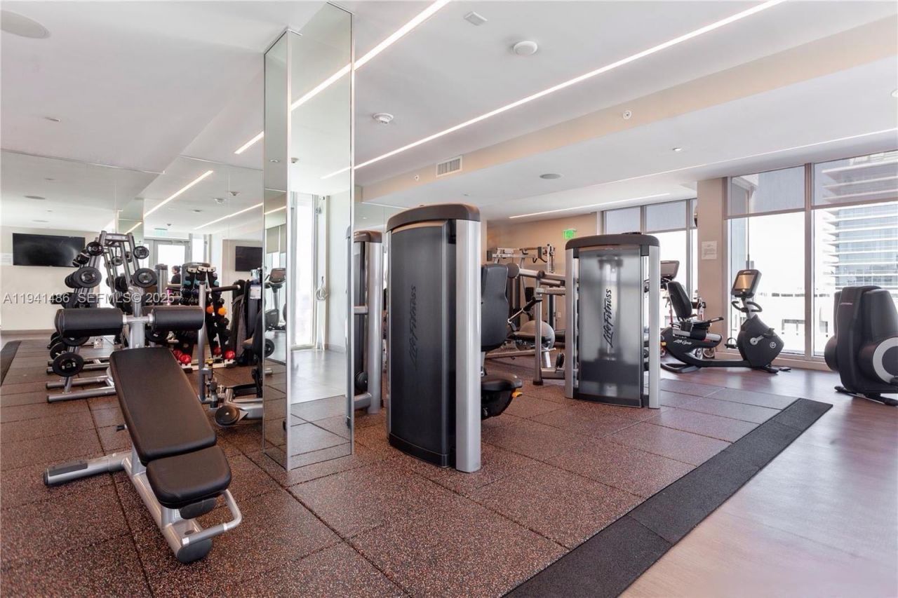 10155 Collins Ave, Unit 1505, Bal Harbour, FL 33154 Photo