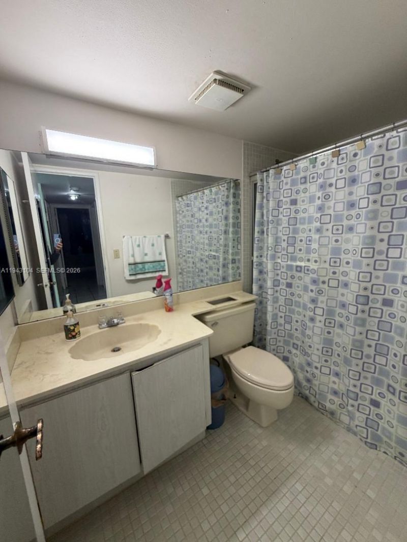10296 NW 9th St Cir, Unit 202, Miami, FL 33172 Photo