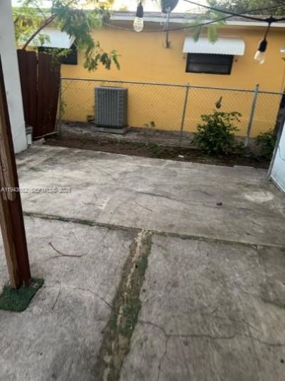 1221 NW 42nd St, Unit 1223, Miami, FL 33142 Photo