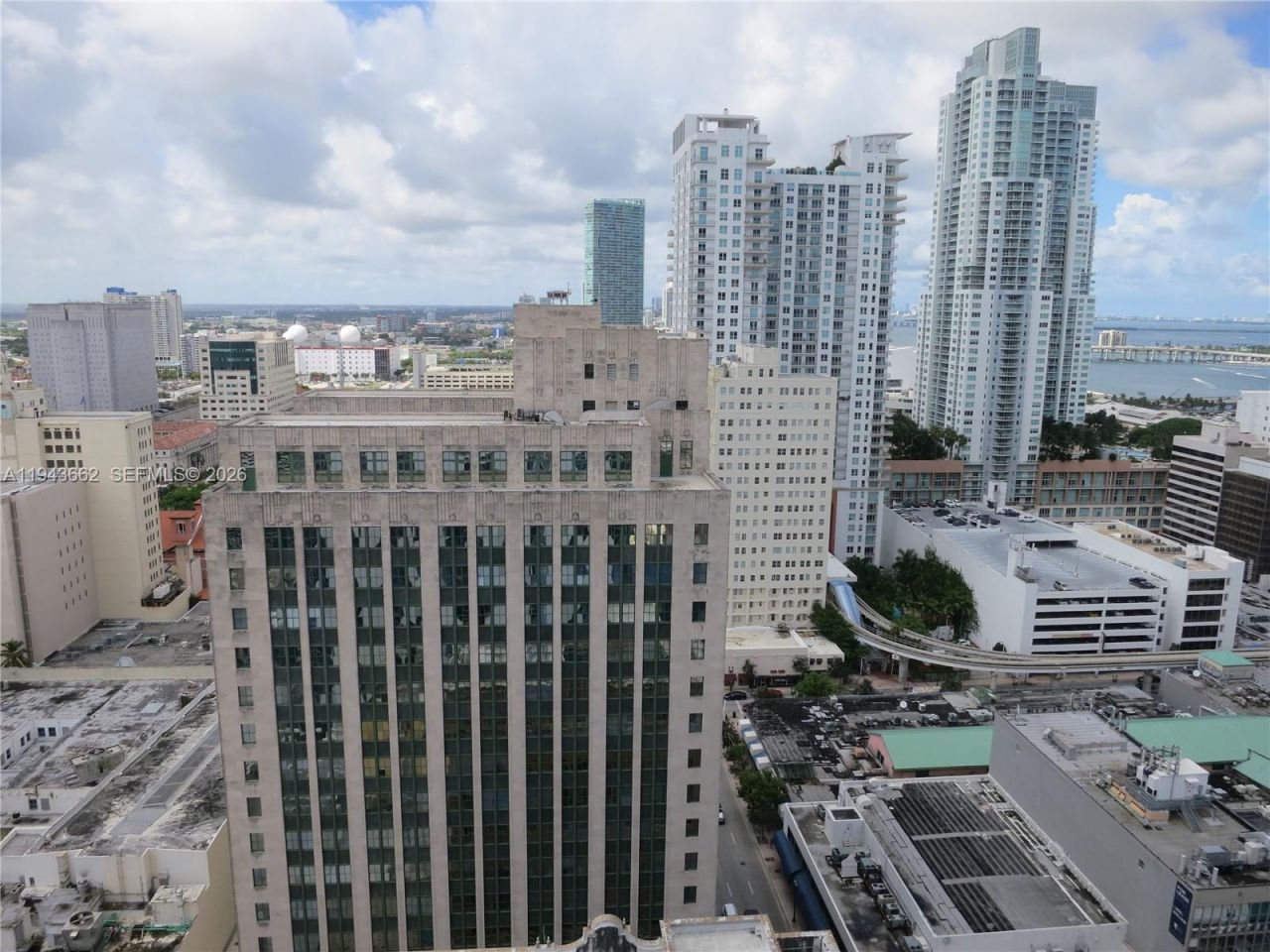 151 SE 1 St, Unit 2504, Miami, FL 33131 Photo