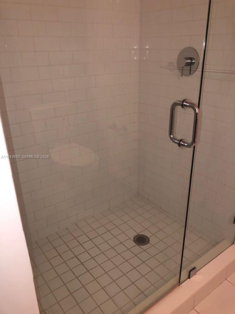 151 SE 1 St, Unit 2504, Miami, FL 33131 Photo