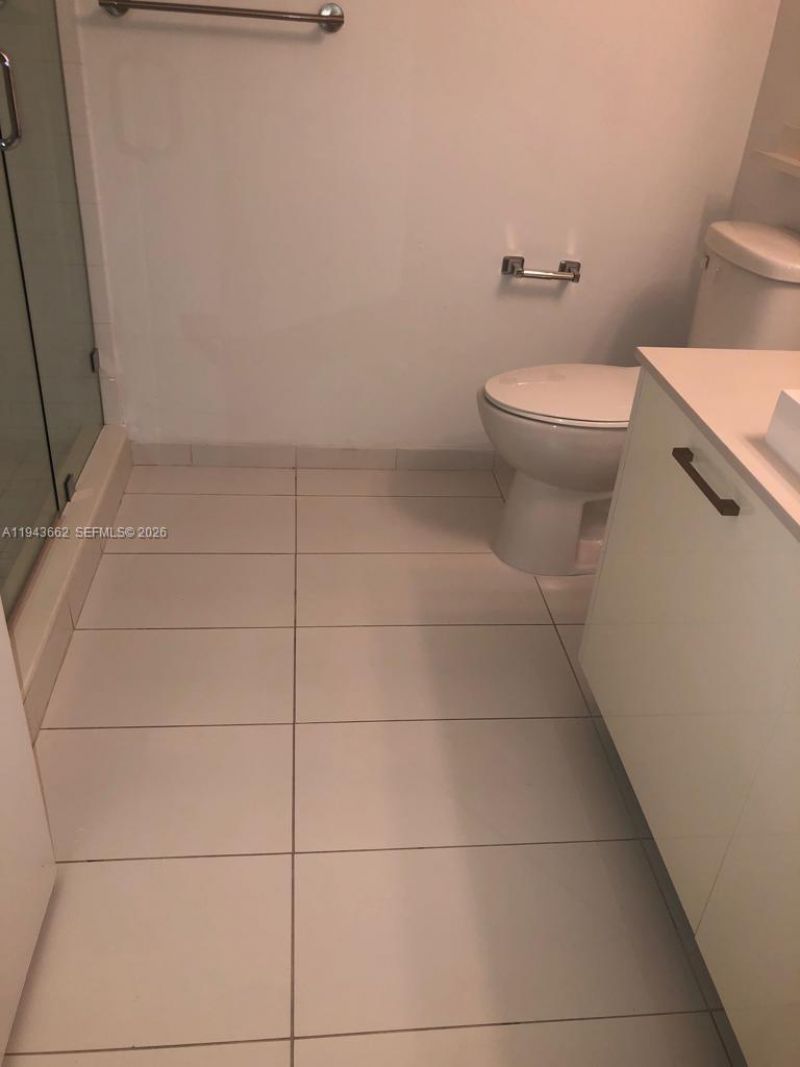 151 SE 1 St, Unit 2504, Miami, FL 33131 Photo