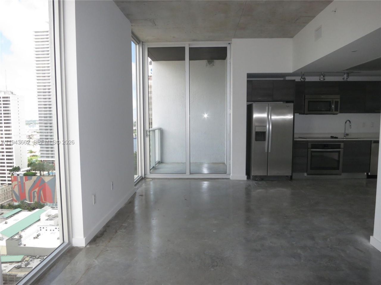 151 SE 1 St, Unit 2504, Miami, FL 33131 Photo