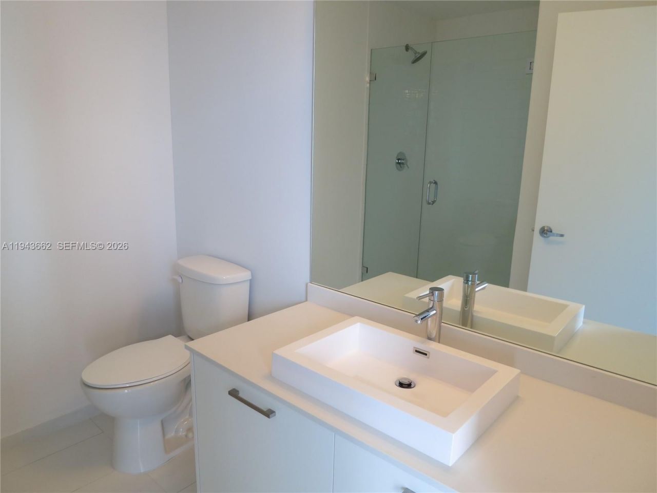 151 SE 1 St, Unit 2504, Miami, FL 33131 Photo