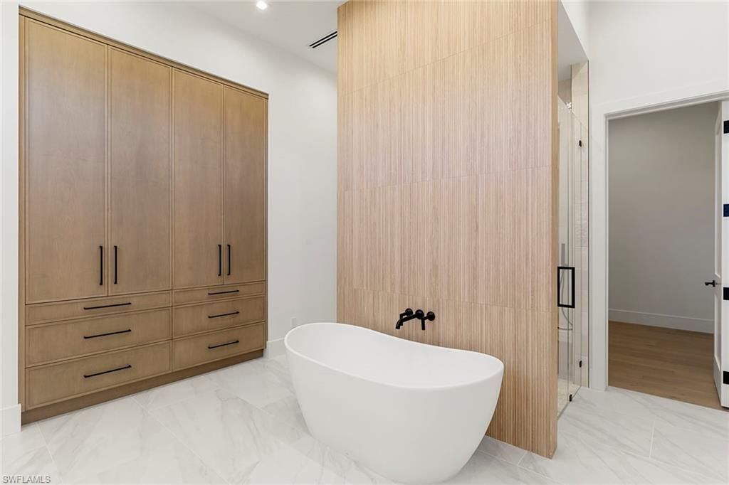 2309 Anthony Ct, Naples, FL 34109 Photo