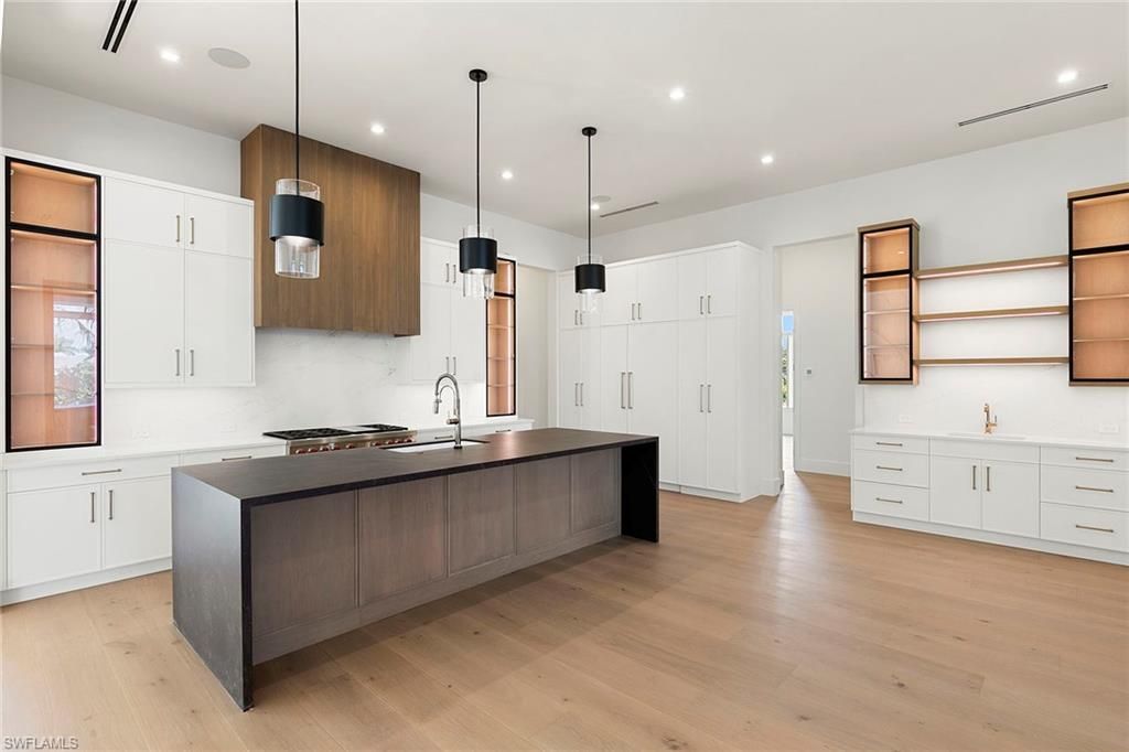 2309 Anthony Ct, Naples, FL 34109 Photo