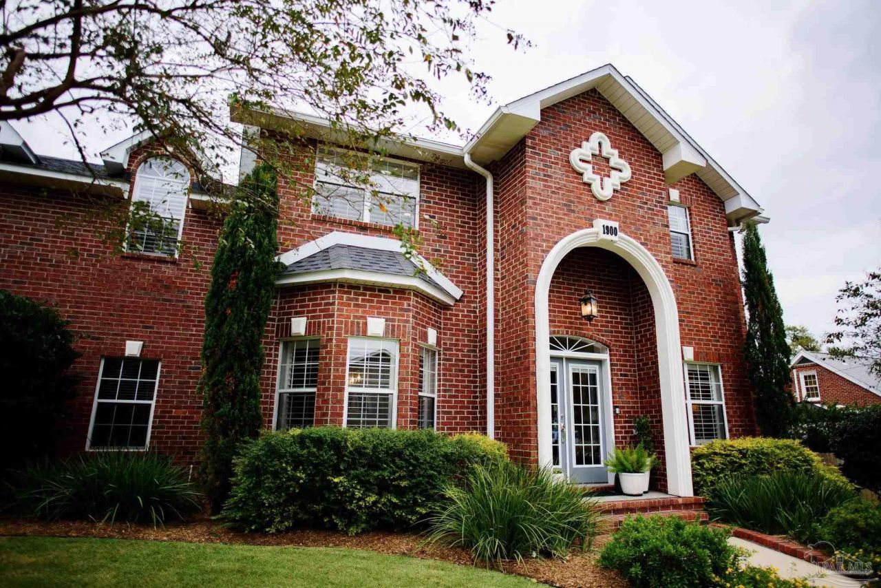 1900 E Desoto St Pensacola, FL 32501