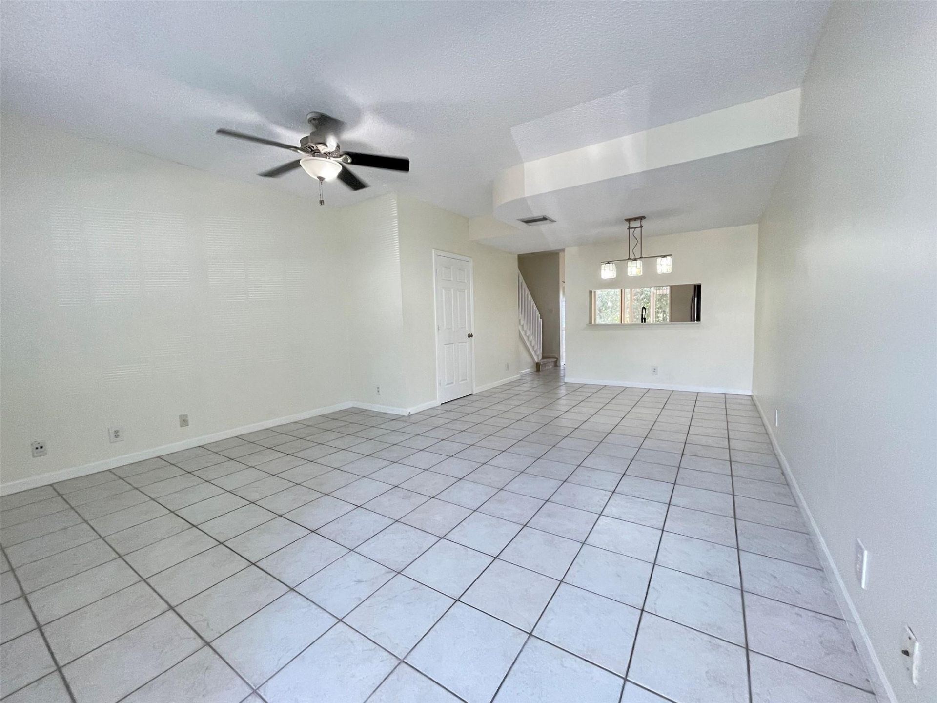 9844 NW 56th Place, Coral Springs, FL 33076 Photo