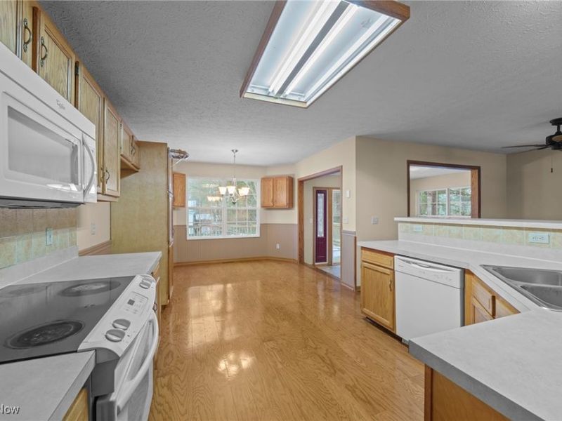 3225 Imrek Drive, Akron, OH 44312 Photo 11