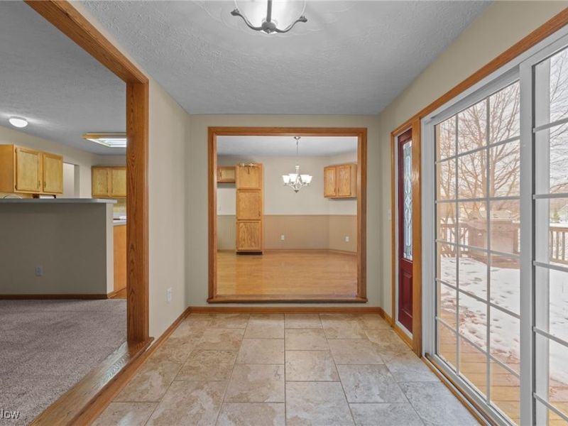 3225 Imrek Drive, Akron, OH 44312 Photo 12