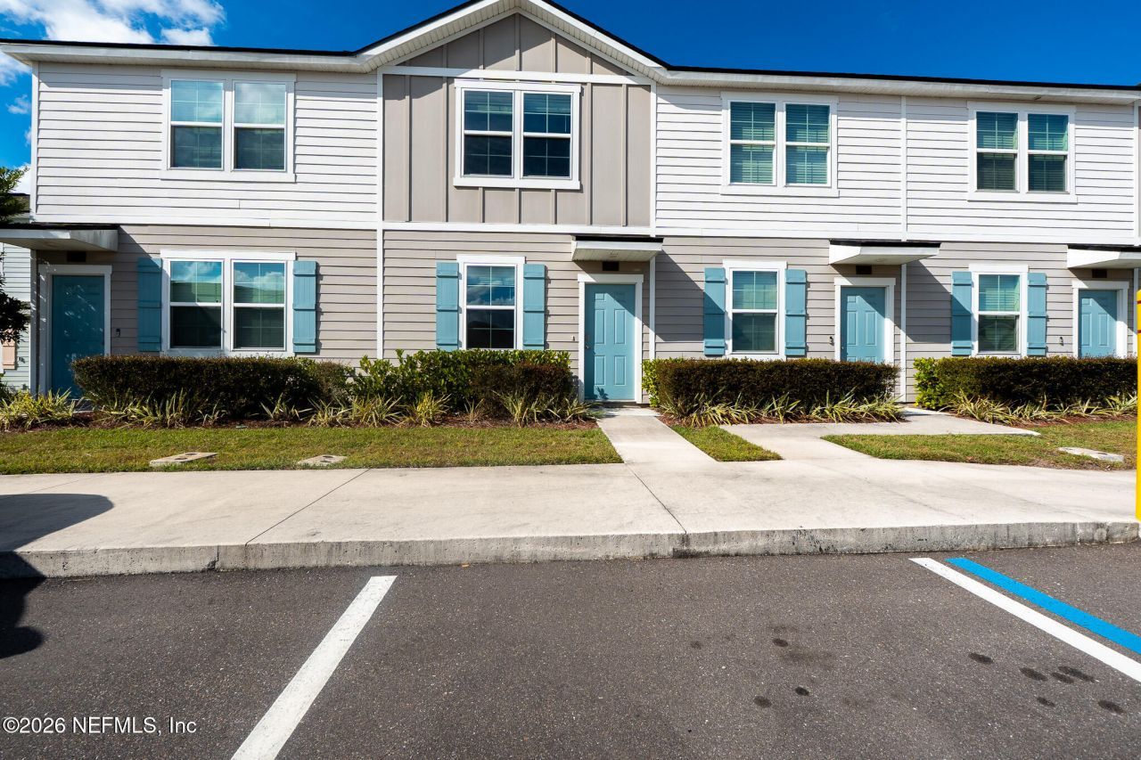 513 Spanish Oaks Way, Orange Park, FL 32065 Main Photo