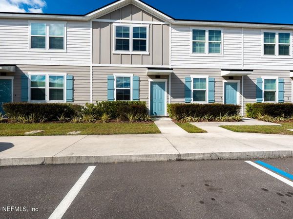 513 SPANISH OAKS Way, Orange Park, FL 32065