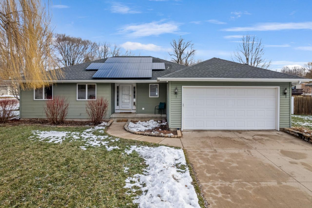 8250 6th Street, Minnesota City, MN 55959 Main Photo