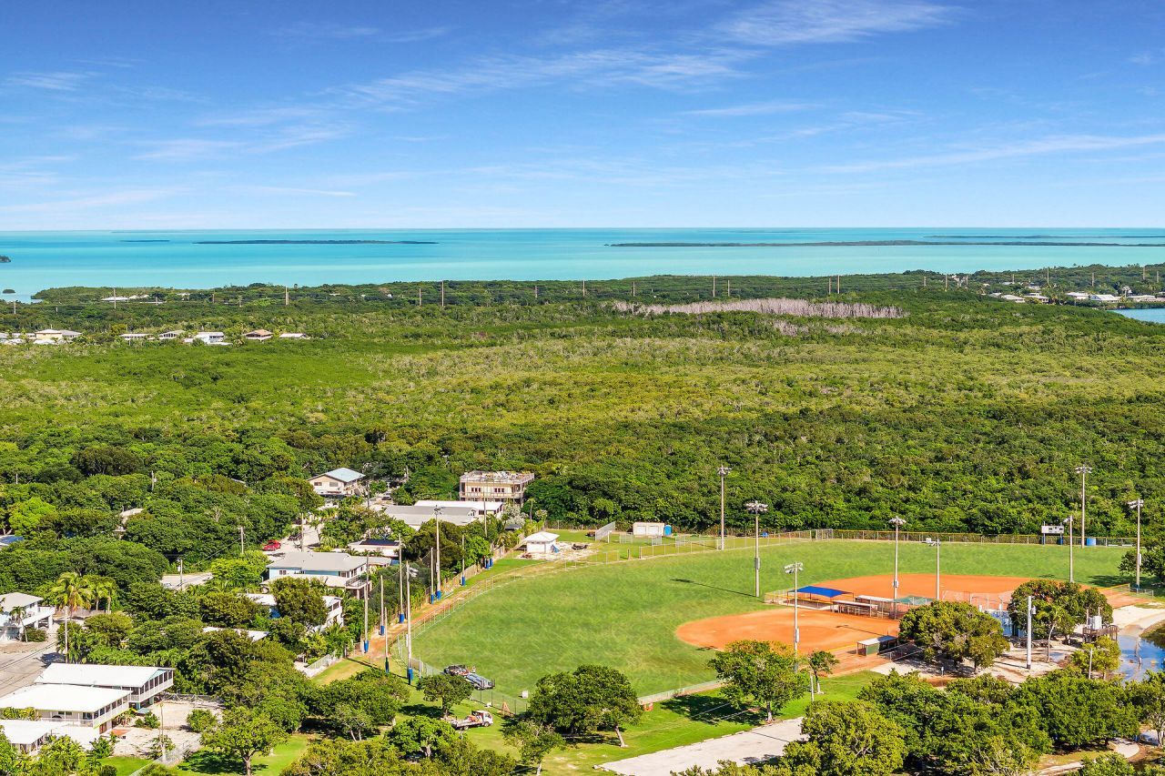 186 Dove Creek Drive, Tavernier, FL 33070 Photo