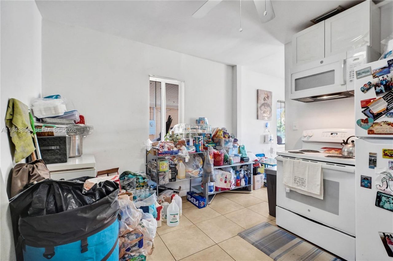 1748 NW 57th St, Miami, FL 33142 Photo