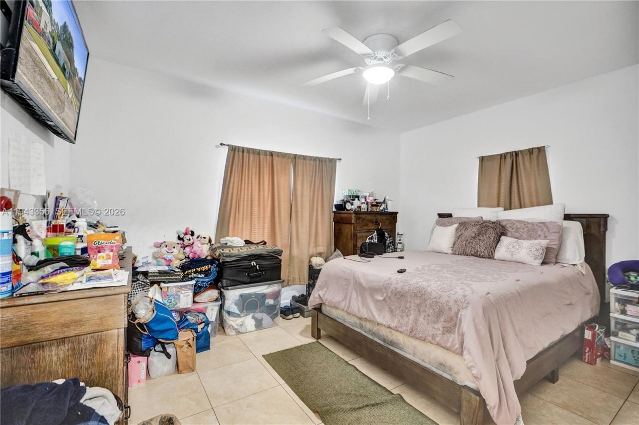 1748 NW 57th St, Miami, FL 33142 Photo