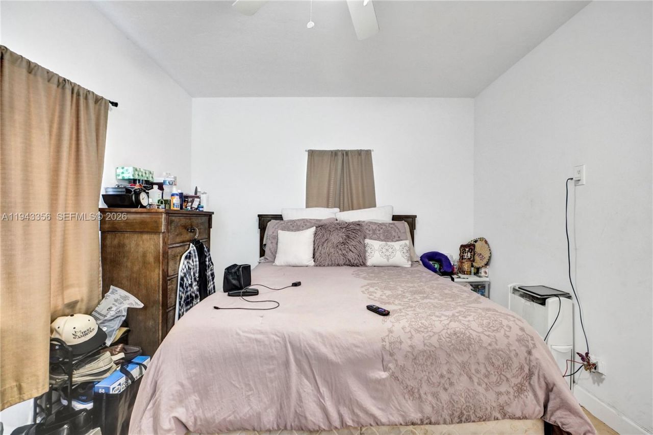 1748 NW 57th St, Miami, FL 33142 Photo