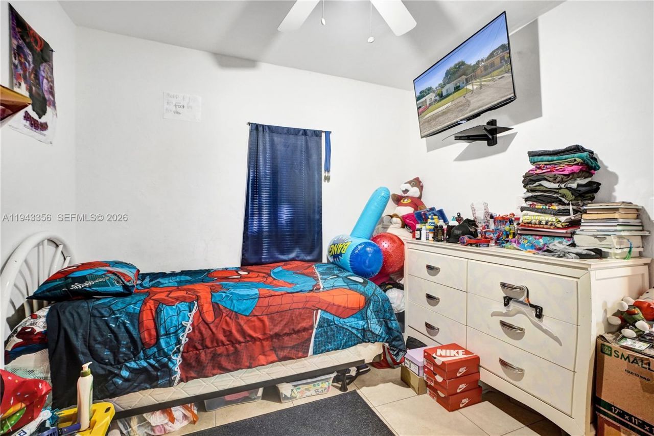 1748 NW 57th St, Miami, FL 33142 Photo