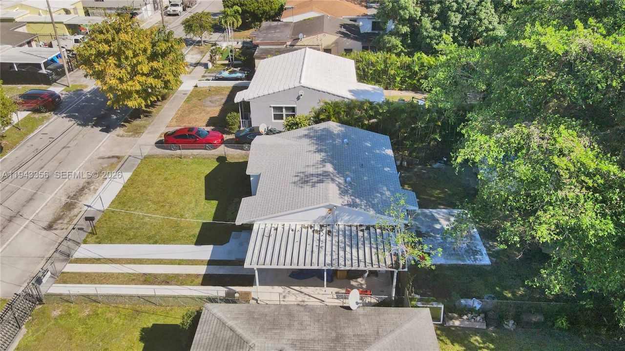 1748 NW 57th St, Miami, FL 33142 Photo