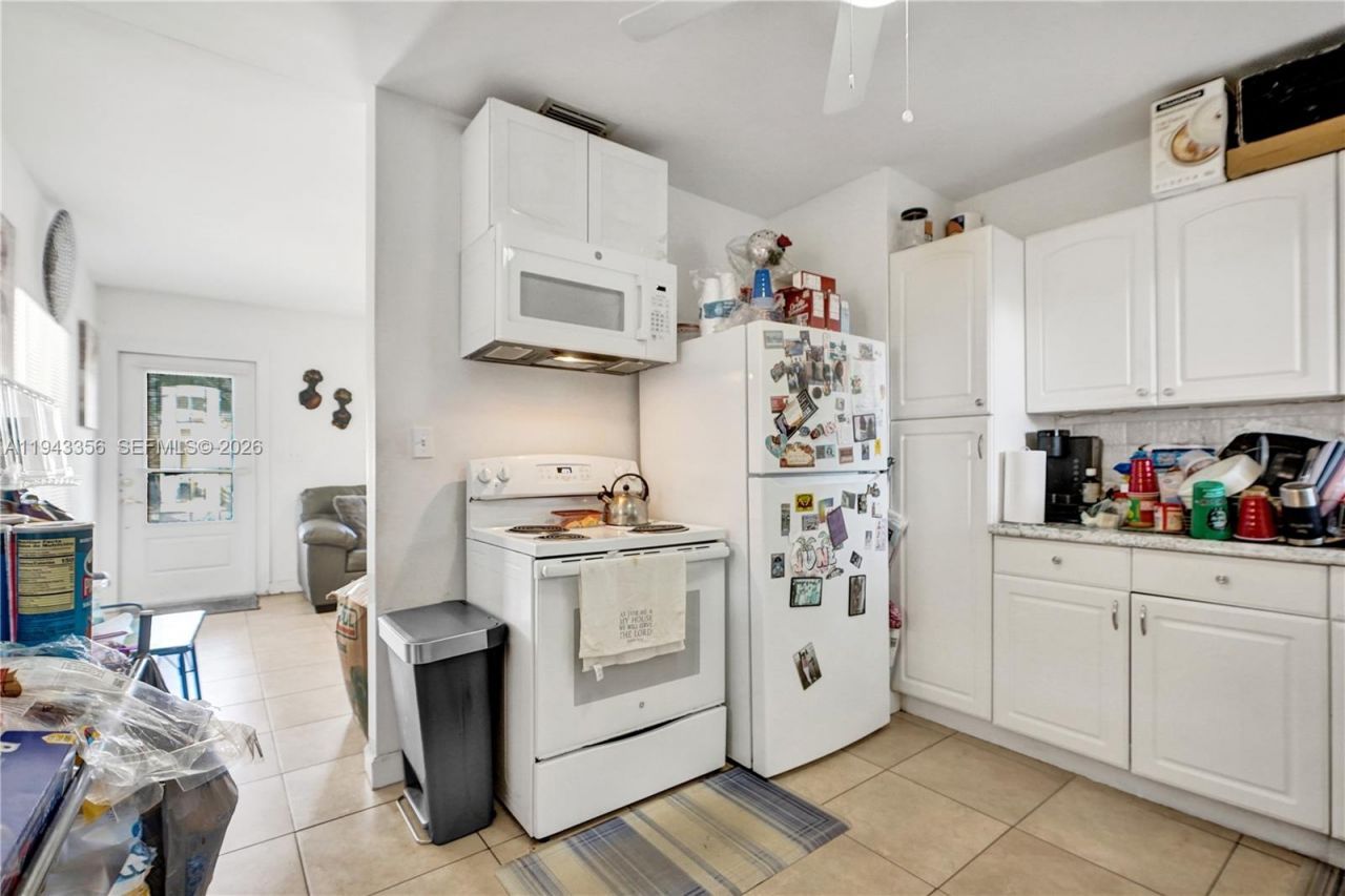 1748 NW 57th St, Miami, FL 33142 Photo